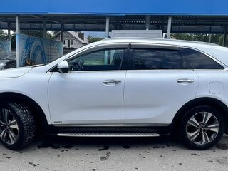 2020 Kia Sorento III Prime Рестайлинг, белый, 4150000 рублей, вид 3