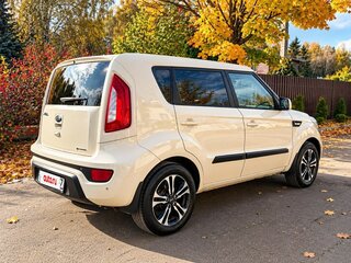 2013 Kia Soul I Рестайлинг, бежевый, 950000 рублей, вид 5