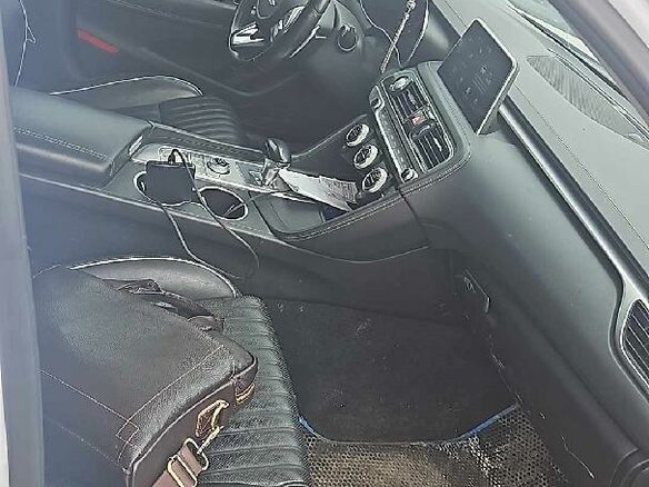 2019 Genesis G70 I, белый, 1706800 рублей - вид 6