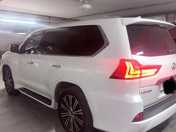 2017 Lexus LX 570 III Рестайлинг 2, белый, 9750000 рублей - вид 5