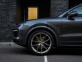 2019 Porsche Cayenne Coupé III, серый, 8390000 рублей - вид 3