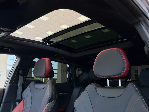 2026 Geely Coolray I Рестайлинг 2, фиолетовый, 2964990 рублей - вид 9