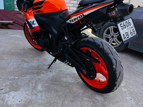 2009 Honda CBR 600RR, оранжевый, 566666 рублей, вид 4