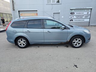 2010 Ford Focus II Рестайлинг, серый, 385000 рублей, вид 3