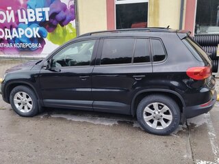 2012 Volkswagen Tiguan I Рестайлинг, чёрный, 1100000 рублей, вид 4