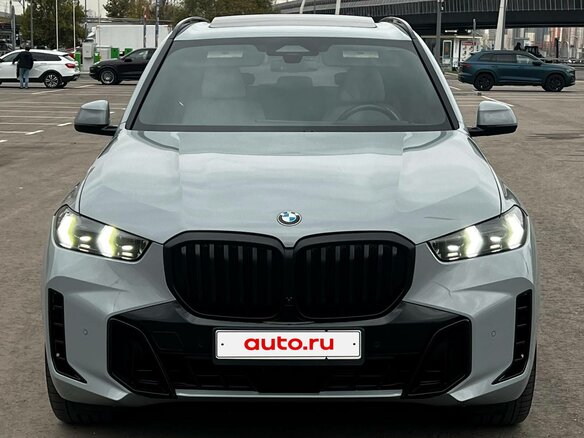 2024 BMW X5 40i IV (G05/G18) Рестайлинг, серый