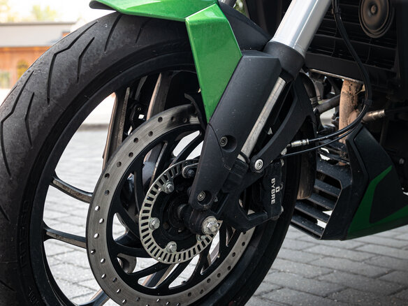 2021 Bajaj Dominar 400, зелёный, 310000 рублей - вид 11