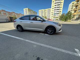 2019 Hyundai Solaris II, серебристый, 1450000 рублей, вид 4