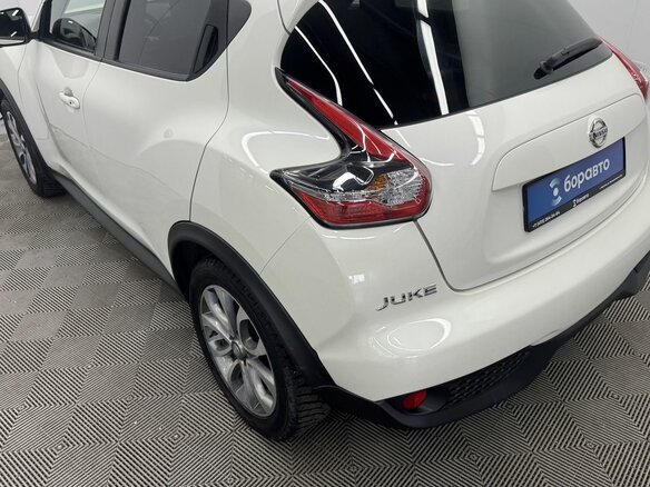 2017 Nissan Juke I Рестайлинг, белый, 1500000 рублей - вид 16