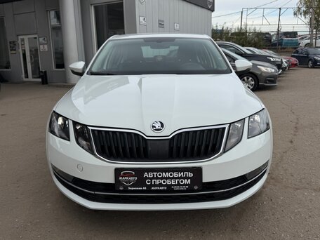 2020 Skoda Octavia III (A7) Рестайлинг, белый, 1870000 рублей, вид 3
