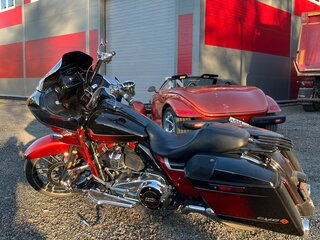 2021 Harley-Davidson CVO Road Glide, красный, 2400000 рублей, вид 4