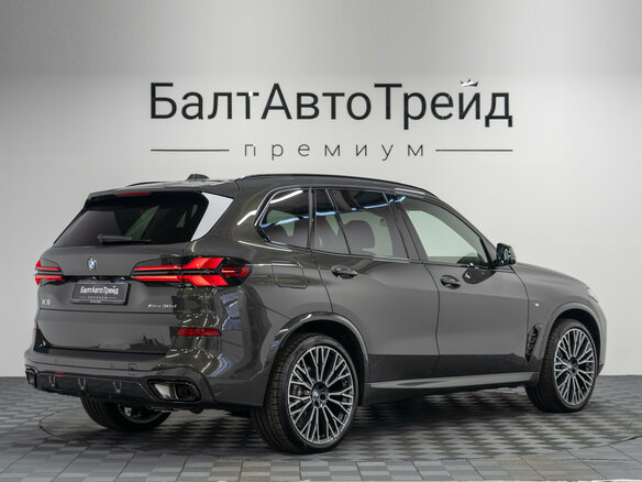 2026 BMW X5 30d IV (G05/G18) Рестайлинг, серый, 15850000 рублей - вид 6