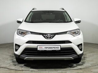 2018 Toyota RAV4 IV (XA40) Рестайлинг, белый, 1949700 рублей, вид 2