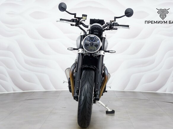 2025 Triumph Speed Twin, серебристый, 1449000 рублей - вид 3
