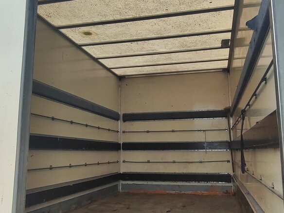 2011 Iveco Daily, белый, 1500000 рублей - вид 4