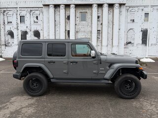 2021 Jeep Wrangler IV (JL), серый, 6500000 рублей, вид 3