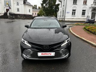 2018 Toyota Camry VIII (XV70), чёрный, 2630000 рублей, вид 3