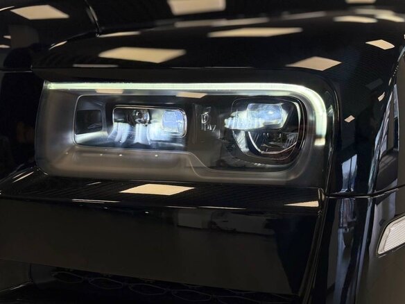 2023 Rolls-Royce Cullinan Black Badge I (Series I), чёрный, 39900000 рублей - вид 24