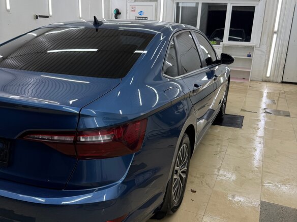 2020 Volkswagen Jetta 6-speed VII, синий, 1550000 рублей - вид 8