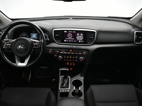2021 Kia Sportage IV Рестайлинг, серебристый, 2300000 рублей, вид 5