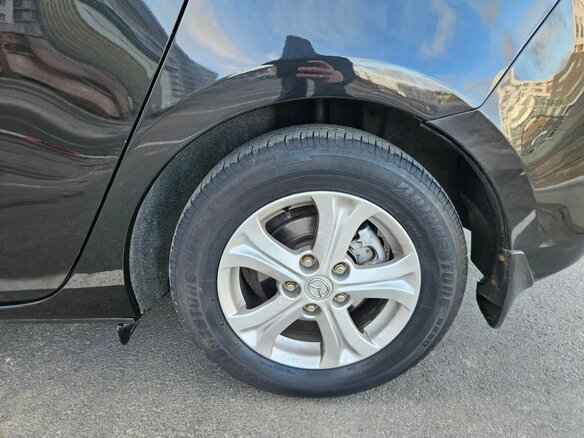 2011 Mazda 3 II (BL) Рестайлинг, чёрный, 990000 рублей - вид 18