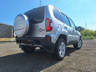 2021 Lada (ВАЗ) Niva Travel I, серый, 930000 рублей, вид 3