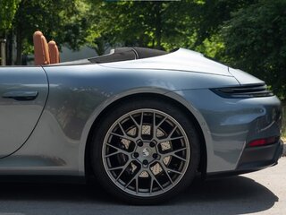 2025 Porsche 911 Carrera VIII (992) Рестайлинг, серый, 20531660 рублей, вид 4
