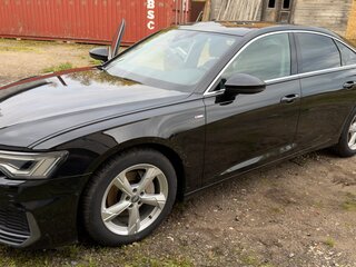 2019 Audi A6 40 TDI V (C8), чёрный, 3990000 рублей, вид 4