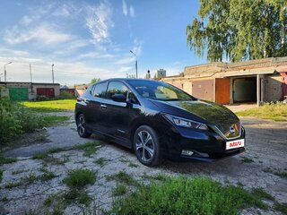 2017 Nissan Leaf II (ZE1), чёрный, 1550000 рублей, вид 1