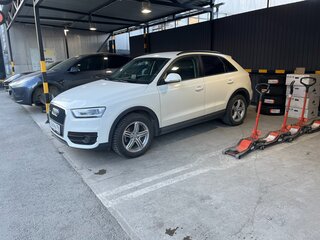 2012 Audi Q3 I (8U), белый, 1650000 рублей, вид 2