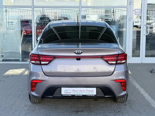 2020 Kia Rio IV, коричневый, 1499000 рублей, вид 4