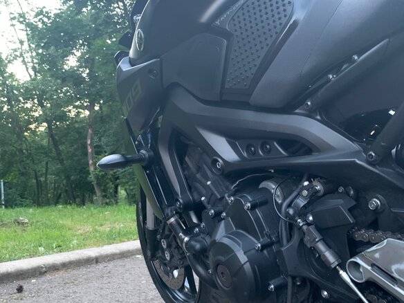 2019 Yamaha MT-09 (FZ-09), чёрный, 1000000 рублей - вид 15