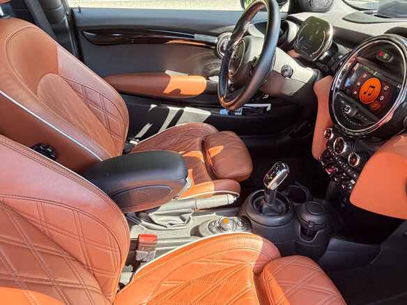 2020 Mini Hatch JCW III (F55/F56) Рестайлинг, зелёный, 3650000 рублей - вид 8