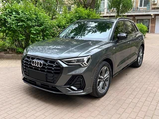 2022 Audi Q3 35 TFSI II (F3), серый, 2237000 рублей, вид 2
