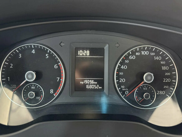2013 Volkswagen Jetta VI, чёрный - вид 8