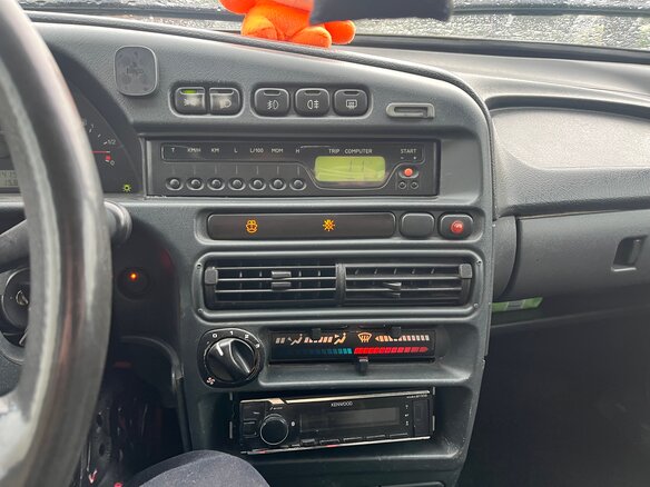 2006 Lada (ВАЗ) 2115, серебристый, 115000 рублей - вид 13