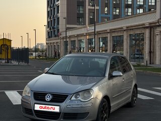 2005 Volkswagen Polo IV Рестайлинг, серебристый, 415000 рублей, вид 1