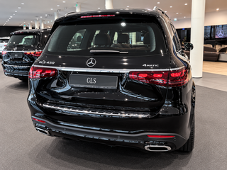 2026 Mercedes-Benz GLS 450 II (X167) Рестайлинг, чёрный, 16990000 рублей, вид 3