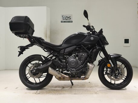 2025 Yamaha MT-07 (FZ-07), чёрный, 1040000 рублей, вид 1