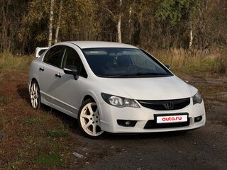 2011 Honda Civic VIII Рестайлинг, белый, 780000 рублей, вид 2