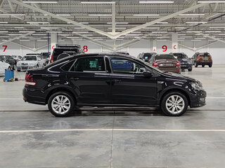 2019 Volkswagen Polo V Рестайлинг, чёрный, 1195000 рублей, вид 4