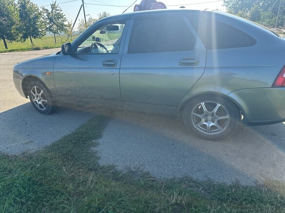 2011 Lada (ВАЗ) Priora I, серый, 345000 рублей - вид 1