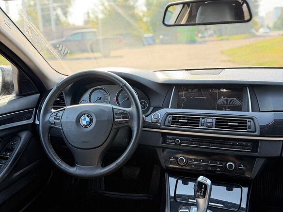 2012 BMW 5 серии 520i VI (F10/F11/F07), чёрный, 1690000 рублей - вид 12