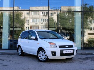 2009 Ford Fusion I Рестайлинг, белый, 424000 рублей, вид 3