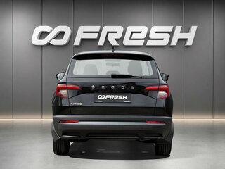 2021 Skoda Karoq I, чёрный, 2298000 рублей, вид 4