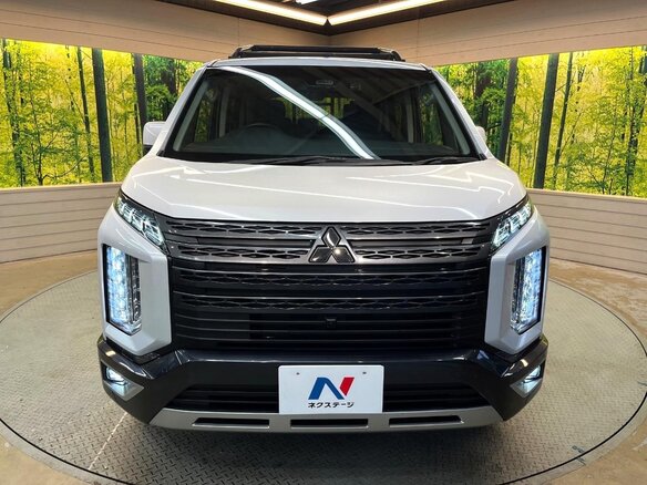 2022 Mitsubishi Delica D:5 I Рестайлинг, белый, 2889203 рублей - вид 1