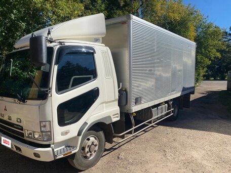2005 Fuso (Mitsubishi) Fighter, белый, 2990000 рублей, вид 2