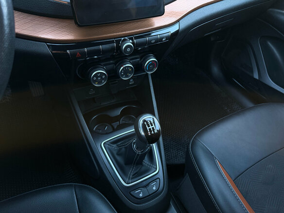 2023 Lada (ВАЗ) Vesta SW Cross I Рестайлинг (NG), белый, 1320000 рублей - вид 15