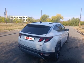 2023 Hyundai Tucson IV, белый, 2700000 рублей, вид 4