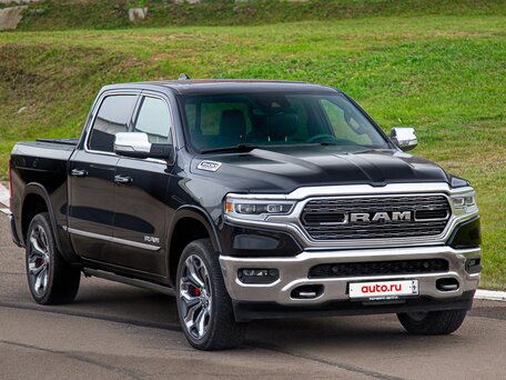 2019 Ram 1500 Quad Cab V, чёрный, 6499000 рублей, вид 2